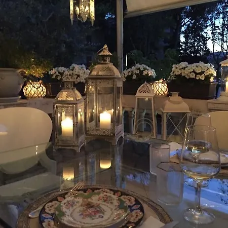Opera 01 Maison De Charme Bed & Breakfast Cattolica