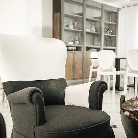 Opera 01 Maison De Charme Bed & Breakfast Cattolica