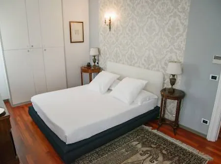 Bed & Breakfast Opera 01 Maison De Charme 4*